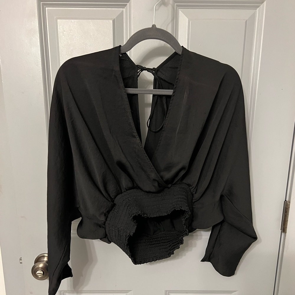 Cropped Tie-Top